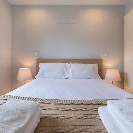 Graceful 2Bdr Duplex Apartment By Lovelystay Lisboa Kültér fotó