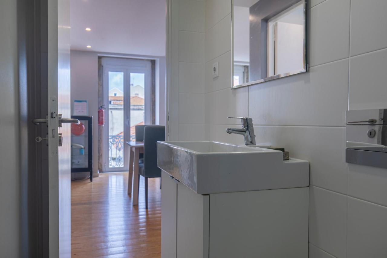 Graceful 2Bdr Duplex Apartment By Lovelystay Lisboa Kültér fotó